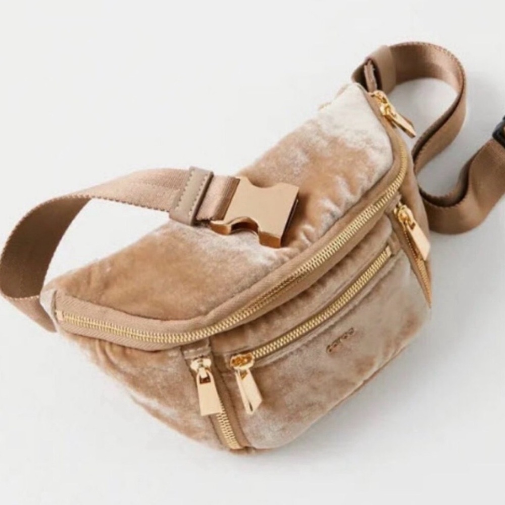 Free People Caraa Velvet Sling bag $128